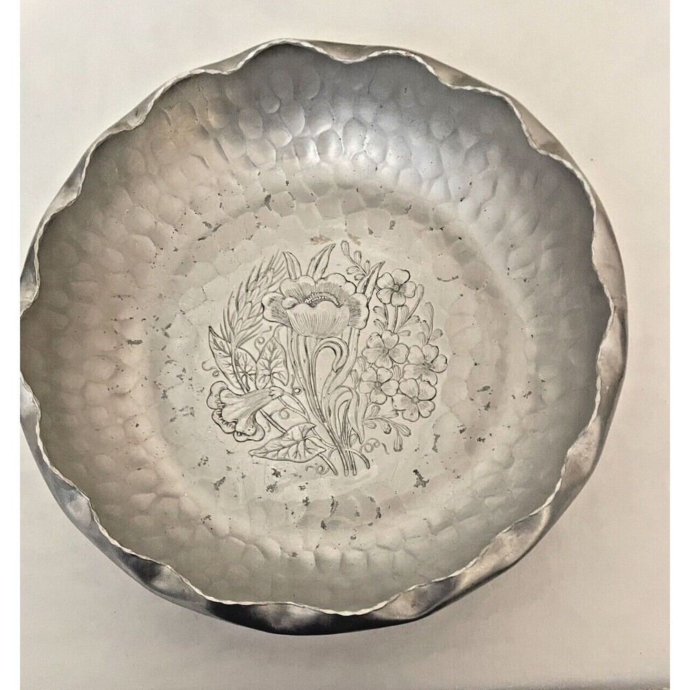 Kraftware Authentic Vintage Hand Forged Aluminum Serving Bowl #40 - 1950's